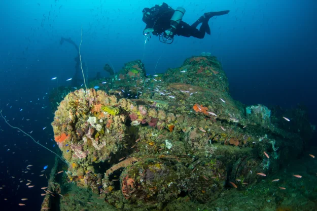 wreck6 wrecks of truk lagoon